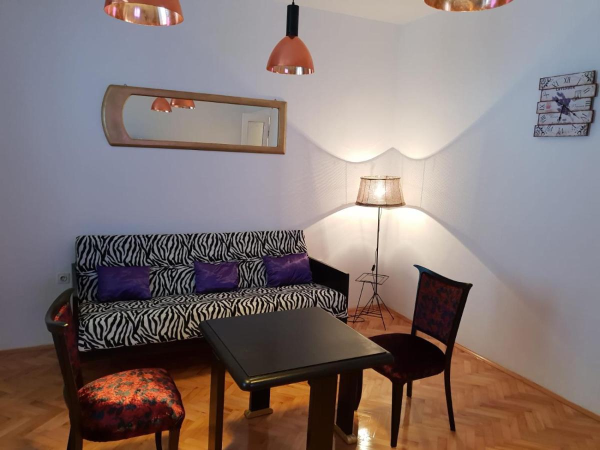 Apartman Pem Pula Exterior photo